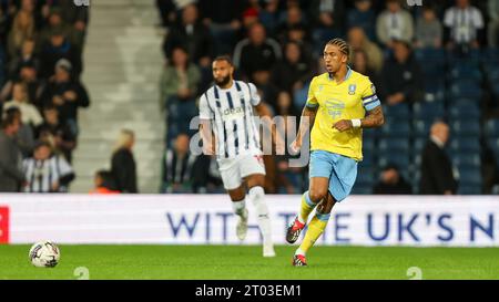 West Bromwich, Regno Unito. 3 ottobre 2023. Il capitano dello Sheffield Wednesday, Liam Palmer, in azione durante l'EFL Sky Bet Championship match tra West Bromwich Albion e Sheffield Wednesday agli Hawthorns, West Bromwich, Inghilterra, il 3 ottobre 2023. Foto di Stuart Leggett. Solo per uso editoriale, licenza necessaria per uso commerciale. Nessun utilizzo in scommesse, giochi o pubblicazioni di un singolo club/campionato/giocatore. Credito: UK Sports Pics Ltd/Alamy Live News Foto Stock