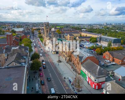 Vista aerea del centro di Rutherglen, South Lanarkshire, Scozia, Regno Unito Foto Stock