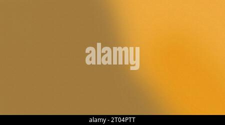 sfondo sfumato giallo granuloso, effetto texture disturbo, design banner web astratto scuro, spazio di copia Foto Stock