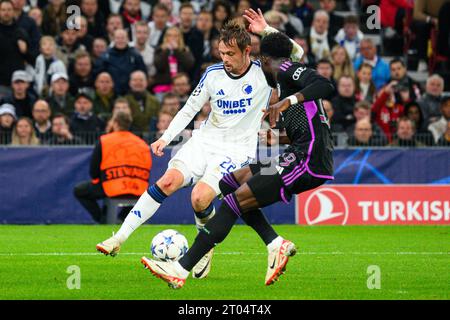 Copenhagen, Danimarca. 3 ottobre 2023. Peter Ankersen (22) del FC Copenhagen visto durante la partita di UEFA Champions League tra FC Copenhagen e Bayern Monaco al Parken di Copenaghen. (Foto: Gonzales Photo - Tobias Jorgensen). Foto Stock