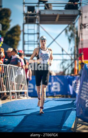 Annika Koch partecipa a Pontevedra nel World Triathlon Championship Series 2023. Foto Stock