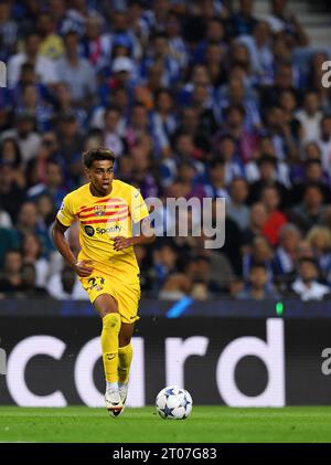 4 ottobre 2023: Stadio Dragao, Porto, Portogallo; Champions League Football, Porto contro FC Barcelona: Lamine Yamal di Barcellona Foto Stock