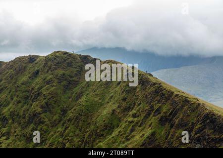 Nantlle Ridge su Y Garn a Snowdonia, Galles Foto Stock