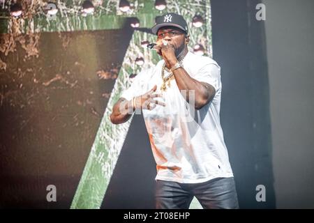 Oslo, Norvegia. 4 ottobre 2023. Il rapper americano 50 Cent esegue un concerto dal vivo all'Oslo Spektrum di Oslo come parte del Final Lap Tour 2023. (Foto: Gonzales Photo/Alamy Live News Foto Stock