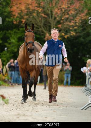 Declan CULLEN of Ireland with Ultimate Quality durante la prima ispezione dei cavalli al Boekelo Horse Trials CCIO 4*-NC-L il 4 ottobre 2023, Paesi Bassi (foto di Maxime David/MXIMD Pictures - mximd.com) Foto Stock