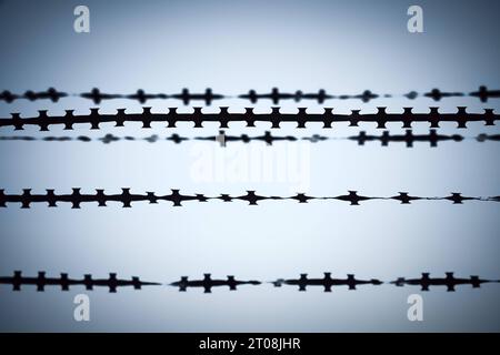 Stacheldraht, Symbolfoto EU-Außengrenzen und Migrationskrise *** filo spinato, foto simbolo EU External Borders and Migration Crisis Credit: Imago/Alamy Live News Foto Stock