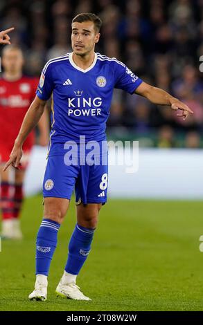 Leicester, Regno Unito. 4 ottobre 2023. Harry Winks di Leicester City durante la partita del campionato Sky Bet al King Power Stadium di Leicester. Il credito fotografico dovrebbe leggere: Andrew Yates/Sportimage Credit: Sportimage Ltd/Alamy Live News Foto Stock