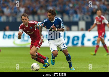 Jermaine Jones Aktion FC Schalke 04 - Hamburger SV 3:3 Fußball Bundesliga in Gelsenkirchen, Deutschland AM 11.08.2013 Foto Stock