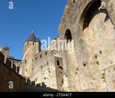 "Carcassonne France", "città fortificata", "dipartimento dell'Aude", "regione dell'Occitania", "città medievale", "Citadel Cité de Carcassonne", "Mura medievali" Foto Stock