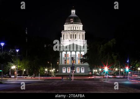 Vista al tramonto del Campidoglio della California nel centro di Sacramento, California, Stati Uniti. Foto Stock