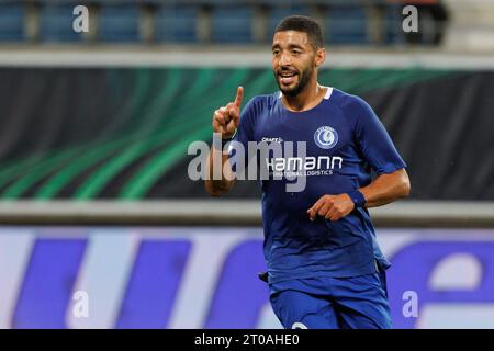 Gent, Belgio. 5 ottobre 2023. Tarik Tissoudali festeggia dopo aver segnato punti durante una partita di calcio tra la squadra belga KAA Gent e l'israeliano Maccabi Tel Aviv, giovedì 05 ottobre 2023 a Gent, il giorno 2 della fase a gironi della UEFA Conference League, nel gruppo B. BELGA FOTO KURT DESPLENTER credito: Belga News Agency/Alamy Live News Foto Stock