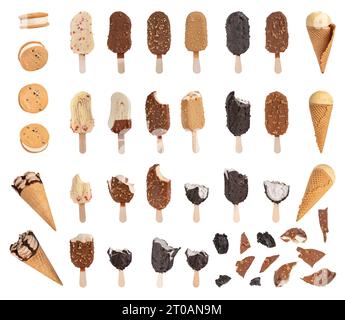 Un enorme set di gelati di diverse forme, tipi e gusti diversi su uno sfondo bianco isolato. Gelati al cioccolato con glassa di diversi tipi Foto Stock