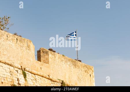 Rethymno, Creta, Grecia - 25 settembre 2023 - Vista esterna della Fortezza di Rethymno, conosciuta anche come la fortezza di Rethymno, una citta del XVI secolo Foto Stock