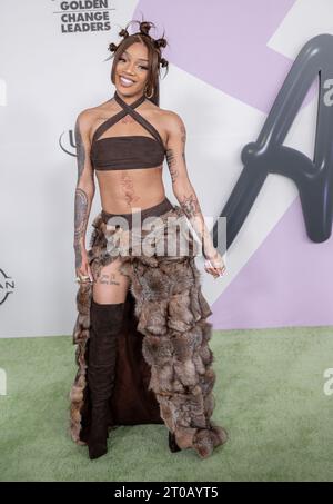 Atlanta, Stati Uniti. 3 ottobre 2023. Glorilla arriva al BET Hip Hop Awards il 3 ottobre 2023 al Cobb Energy Performing Arts Center di Atlanta, Georgia. (Foto di Mike Ware/Sipa USA) credito: SIPA USA/Alamy Live News Foto Stock