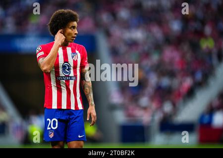 Madrid, Spagna. 4 ottobre 2023. Madrid - Axel Witsel dell'Atletico Madrid durante la seconda tappa della fase a gironi della UEFA Champions League tra Atletico Madrid e Feyenoord all'Estadio Metropolitano il 4 ottobre 2023 a Madrid, Spagna. Credito: Immagini da Box a Box/Alamy Live News Foto Stock