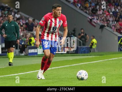 Madrid, Espagne. 4 ottobre 2023. Nahuel Molina dell'Atletico de Madrid durante la partita di calcio del gruppo e di UEFA Champions League tra Atletico de Madrid e Feyenoord il 4 ottobre 2023 allo stadio Civitas Metropolitano di Madrid, Spagna - foto Laurent Lairys/DPPI Credit: DPPI Media/Alamy Live News Foto Stock