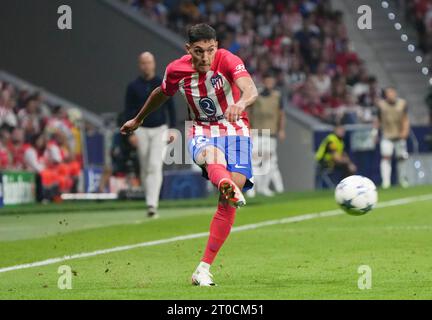 Madrid, Espagne. 4 ottobre 2023. Nahuel Molina dell'Atletico de Madrid durante la partita di calcio del gruppo e di UEFA Champions League tra Atletico de Madrid e Feyenoord il 4 ottobre 2023 allo stadio Civitas Metropolitano di Madrid, Spagna - foto Laurent Lairys/DPPI Credit: DPPI Media/Alamy Live News Foto Stock