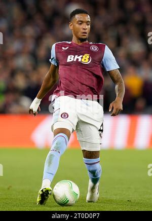 Birmingham, Regno Unito. 5 ottobre 2023. Ezri Konsa dell'Aston Villa durante la partita di UEFA Europa Conference League a Villa Park, Birmingham. Il credito fotografico dovrebbe leggere: Andrew Yates/Sportimage Credit: Sportimage Ltd/Alamy Live News Foto Stock