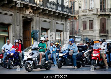Traffico intenso, Palermo, Sicilia, Italia. Foto Stock