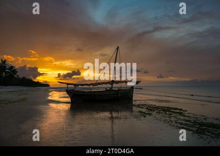 Tramonti su Mafia Island, Tanzania Foto Stock