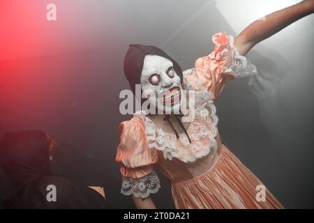 Staines, Regno Unito. 5 ottobre 2023. Lancio VIP e stampa per l'evento Thorpe Park Fright Nights Scarare. Crediti: Thomas Faull/Alamy Live News Foto Stock
