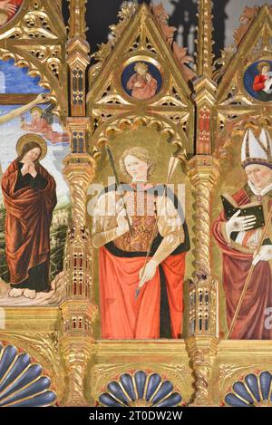 Belforte del Chienti (Italia, Marche - provincia di Macerata), chiesa di Sant'Eustachio. Giovanni Boccati, polittico, XV secolo. (Dettaglio superiore lato destro, San Sebastiano), 1468 Foto Stock