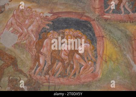 Monteleone di fermo (Italia, Marche - provincia di fermo) Chiesa della Misericordia. Orfeo Presutti, il giudizio universale, affresco (parete sinistra), XVI secolo. Dettagli Foto Stock