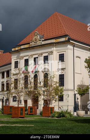 Monastero carmelitano di Buda, ex residenza monastica cattolica e sede attuale del primo ministro ungherese, Budapest, Ungheria Foto Stock