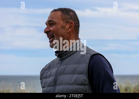 Kingsbarns Fife, Regno Unito. 6 ottobre 2023. Al Dunhill Links Championship Ruud Gullit si diverte un momento (Photo Credit: David Mollison/Alamy Live News Foto Stock