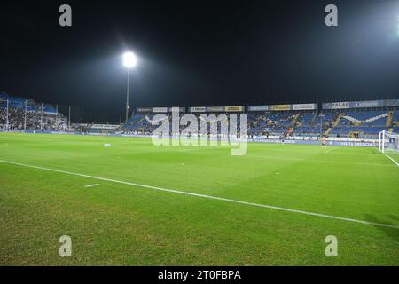 Brescia, Italia. 6 ottobre 2023. Veduta generale dello stadio Mario Rigamonti in Brixia prima della partita del campionato italiano di serie B tra Brescia calcio e Feralpisalo allo Stadio Mario Rigamonti il 6 ottobre 2023, Brixia, Italia. Credito: Agenzia fotografica indipendente/Alamy Live News Foto Stock