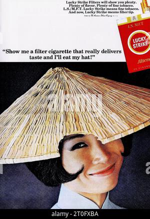 1966 annuncio Lucky Strike Foto Stock