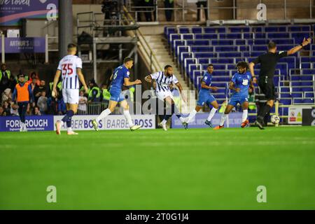 Birmingham, Regno Unito. 6 ottobre 2023. *** Durante l'EFL Sky Bet Championship match tra Birmingham City e West Bromwich Albion a St Andrews, Birmingham, Inghilterra, il 6 ottobre 2023. Foto di Stuart Leggett. Solo per uso editoriale, licenza necessaria per uso commerciale. Nessun utilizzo in scommesse, giochi o pubblicazioni di un singolo club/campionato/giocatore. Credito: UK Sports Pics Ltd/Alamy Live News Foto Stock