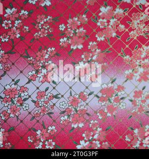 Motivi tradizionali giapponesi con tema floreale Foto Stock