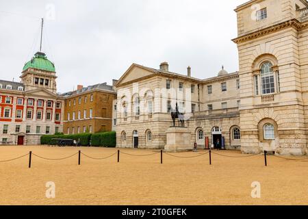 Londra, Horse Guards Building e Horse Guards Museum sulla Horse Guards Parade, Whitehall, Londra, Inghilterra, 2023 Foto Stock