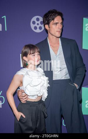 New York, New York, USA. 6 ottobre 2023. (NOVITÀ) 61° New York Film Festival - "Priscilla". 06 ottobre 2023, New York, New York, USA: Cailee Spaeny e Jacob Elordi assistono al Red carpet di "Priscilla" durante il 61° New York Film Festival all'Alice Tully Hall, Lincoln Center il 6 ottobre 2023 a New York City. (Credito: M10s/TheNews2) (foto: M10s/Thenews2/Zumapress) (immagine di credito: © Ron Adar/TheNEWS2 via ZUMA Press Wire) SOLO USO EDITORIALE! Non per USO commerciale! Foto Stock