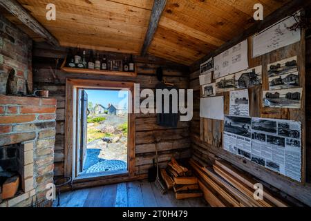 Una capanna selvaggia all'isola di Sältingskär, Ahvenanmaa, Finlandia Foto Stock