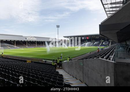 Una visione generale del Craven Cottage in vista della partita di Premier League tra Fulham e Sheffield Utd a Craven Cottage, Londra, Inghilterra, il 7 ottobre 2023. Foto di Grant Winter. Solo per uso editoriale, licenza necessaria per uso commerciale. Nessun utilizzo in scommesse, giochi o pubblicazioni di un singolo club/campionato/giocatore. Credito: UK Sports Pics Ltd/Alamy Live News Foto Stock