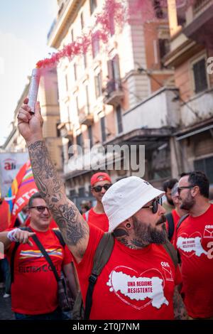 Roma, RM, Italia. 7 ottobre 2023. 100.000 lavoratori si sono riuniti a Roma per sostenere i loro diritti e protestare contro il governo. (Immagine di credito: © Marco di Gianvito/ZUMA Press Wire) SOLO USO EDITORIALE! Non per USO commerciale! Foto Stock