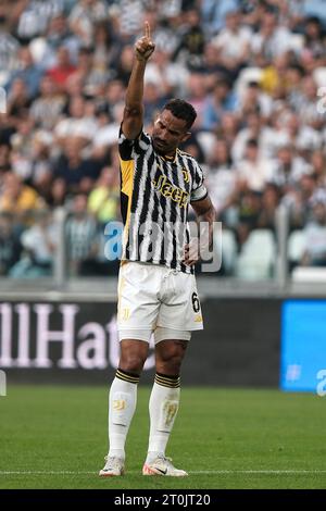 Torino, Italia. 7 ottobre 2023. Danilo Luiz da Silva della Juventus FC gesti durante la partita di serie A tra Juventus FC e Torino FC allo stadio Juventus di Torino (Italia), 6 ottobre 2023. Crediti: Insidefoto di andrea staccioli/Alamy Live News Foto Stock