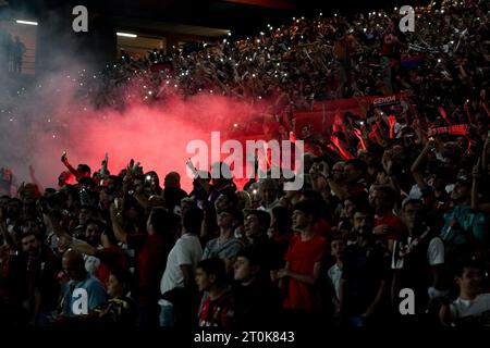 Genova, Italia. 7 ottobre 2023. Tifosi del Genoa CFC durante la partita di serie A Tim tra il Genoa CFC e il Milan allo Stadio Luigi Ferrari il 7 ottobre 2023 a Genova, Italia. Crediti: Giuseppe Maffia/Alamy Live News Foto Stock