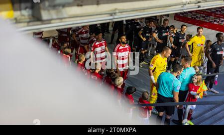 Duesseldorf, Germania. 6 ottobre 2023. Torwart Florian Kastenmeier (F95) Jamil Siebert (F95), Takashi Uchino (F95) fortuna Düsseldorf - VfL Osnabrück Foto Stock