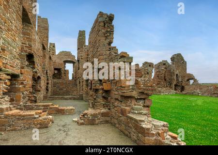 I resti del palazzo dell'Ear a Birsay, nelle Orcadi, in Scozia. Foto Stock