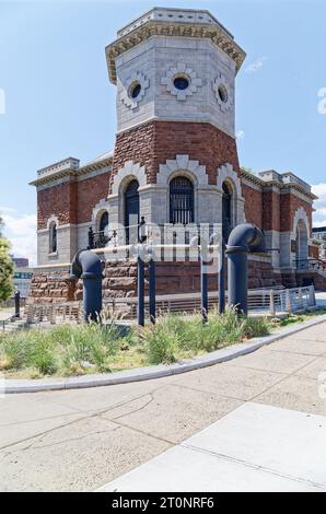 L'Harlem Stage at the Gatehouse occupa la 135th Street Gatehouse convertita a New York del sistema degli acquedotti di Croton. Foto Stock