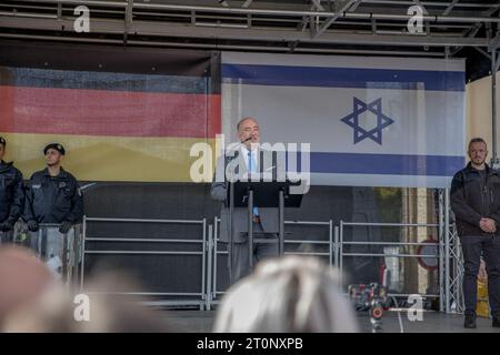 Berlino, Germania. 8 ottobre 2023. Ambasciatore di Israele in Germania, Ron Prosor. (Foto di Michael Kuenne/PRESSCOV/Sipa USA) credito: SIPA USA/Alamy Live News Foto Stock