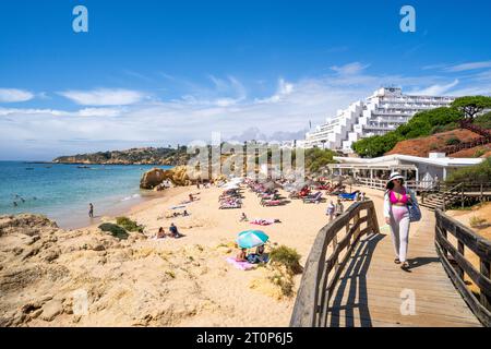 Praia da Oura Albufeira distretto di Faro Algarve, Portogallo, Europa Foto Stock