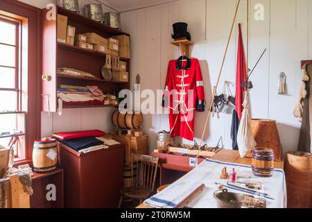 Interno di una stazione di commercio di pellicce ricostruita a Grand Portage, Minnesota, Stati Uniti Foto Stock