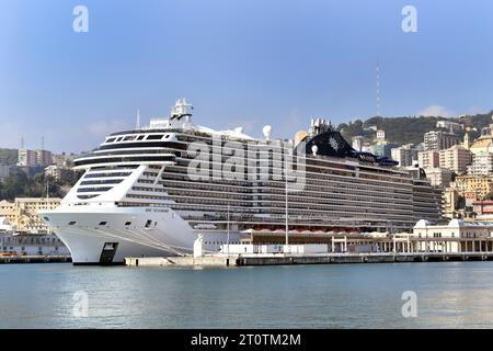 Genoa, nave da crociera Foto Stock