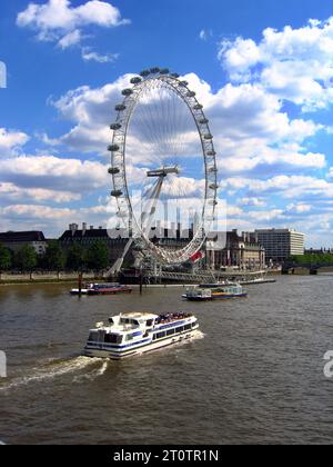 Ammira il Thames of London Eye (ruota del Millenium), Regno Unito Foto Stock