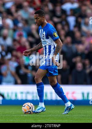 Brighton e Joao Pedro di Hove Albion durante la partita di Premier League all'AMEX, Brighton e Hove. Data immagine: Domenica 8 ottobre 2023. Foto Stock