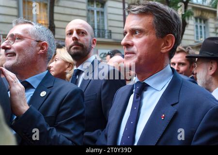 Les parisiens solidaires avec Israël ont marché entre la Place victor Hugo et celle du Trocadéro.De nombreux politiciens se trouvaient dans le cortège Foto Stock